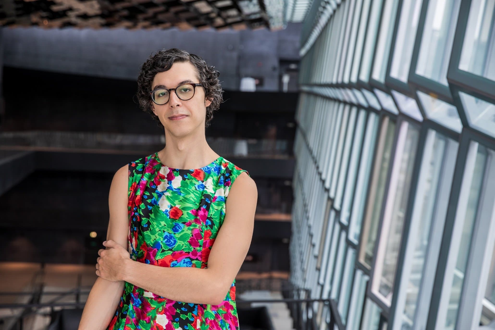 Green dress in Harpa